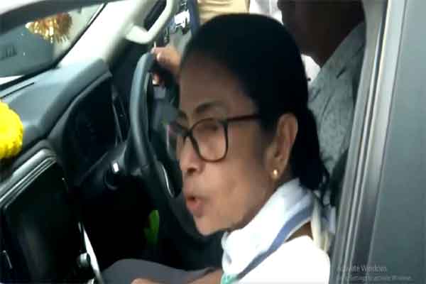 ममता बनर्जी ने कहा, टीएमसी चुनाव जीत रही है, CRPF पर लोगों को टार्चर करने का आरोप लगाया