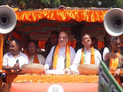 भवानीपुर : सुवेंदु अधिकारी ने नामांकन दाखिल किया,  रोड शो में बवाल, भाजपा-टीएमसी कार्यकर्ता भिड़े