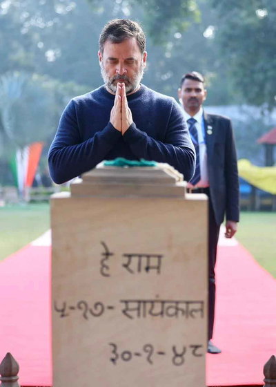 राहुल गांधी ने बापू को नमन किया, कहा, अहंकारी सत्ता उनकी सोच को कभी मिटा नहीं सकती