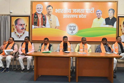 निकाय चुनाव में भाजपा कार्यकर्ता जनकल्याण करने वाले  उम्मीदवारों की जीत के लिए करेंगे काम :   आदित्य साहू