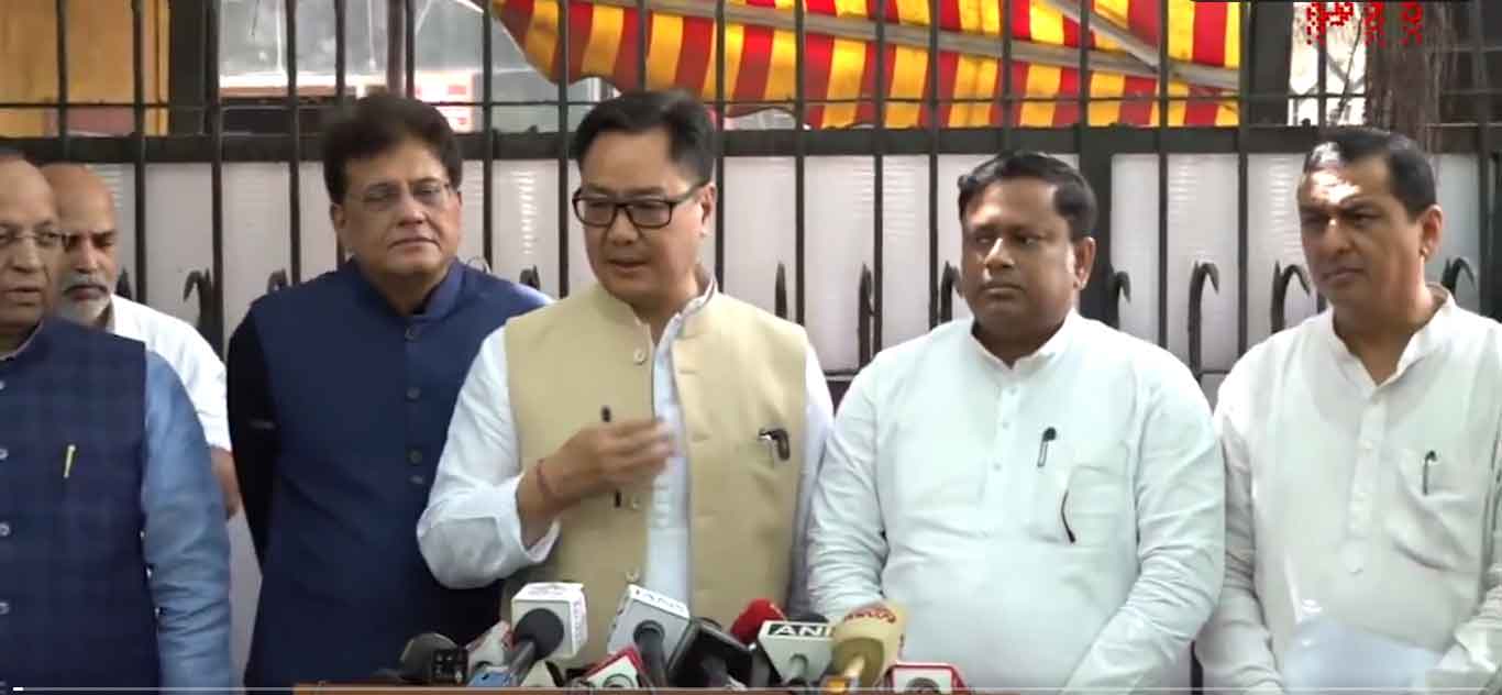 BJP ने चुनाव आयोग से लगाई गुहार, ममता लोगों को धमका रही है, भाजपा को वोट न दें