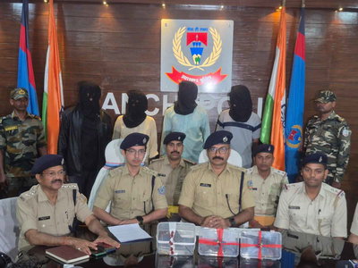 रांची :   हथियार की खरीद बिक्री मामले में चार अपराधी गिरफ्तार