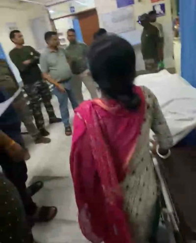 जमशेदपुर :अस्पताल से छुट्टी मिलने के कुछ देर बाद मरीज की मौत, परिजनों का गलत इंजेक्शन लगाने का आरोप