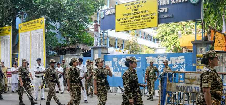 भवानीपुर : काउंटिंग सेंटर के बाहर फिर टीएमसी का  हंगामा, कल धरने पर बैठी थीं ममता बनर्जी