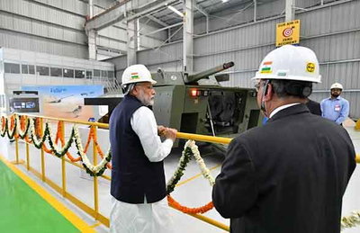 पीएम मोदी ने निकाय चुनावों में बंपर जीत पर गुजरात के लोगों की सराहना की, लार्सन एंड टुब्रो की यूनिट का जायजा लिया