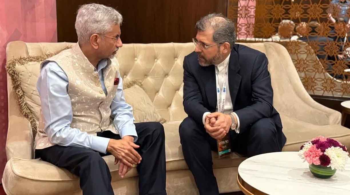 ईरान-अमेरिका-इजरायल युद्ध के बीच एस जयशंकर ने ईरान के उप विदेश मंत्री खातिबजेद से मुलाकात की