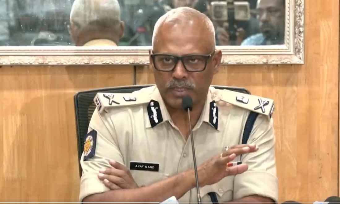 कोलकाता CP ने विजय जुलूस में बुलडोजर लाने पर चेताया, कहा, हिंसा फैलाने वालों पर होगी कार्रवाई