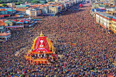 विदेशों  में अलग-अलग तिथियों पर रथयात्रा, पुरी के गजपति महाराज नाराज, ISKCON को पत्र लिखा