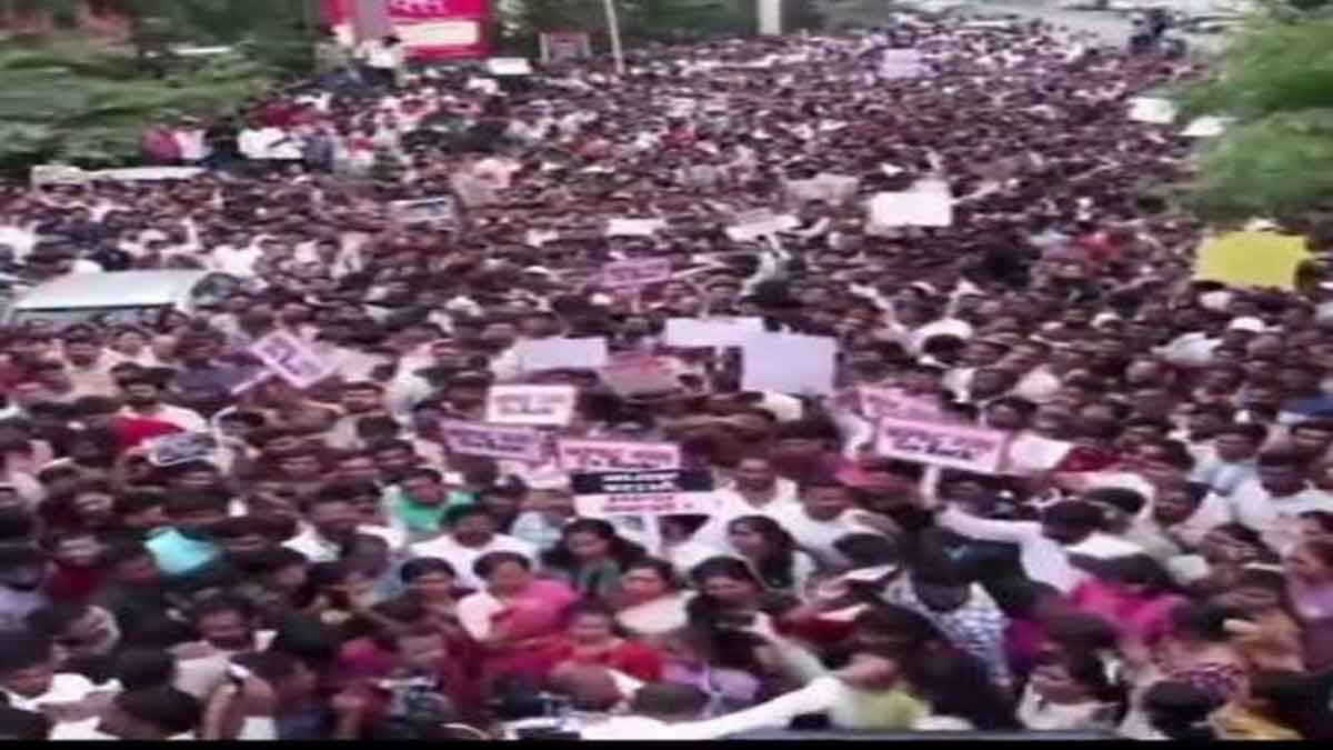MPSC exam, Pune, protest march