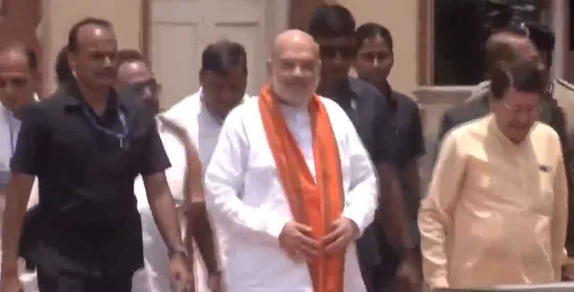 अमित शाह ने दक्षिणेश्वर काली मंदिर में पूजा की, तीन बजे भाजपा विधायक दल की बैठक, नये सीएम पर लगेगी मुहर