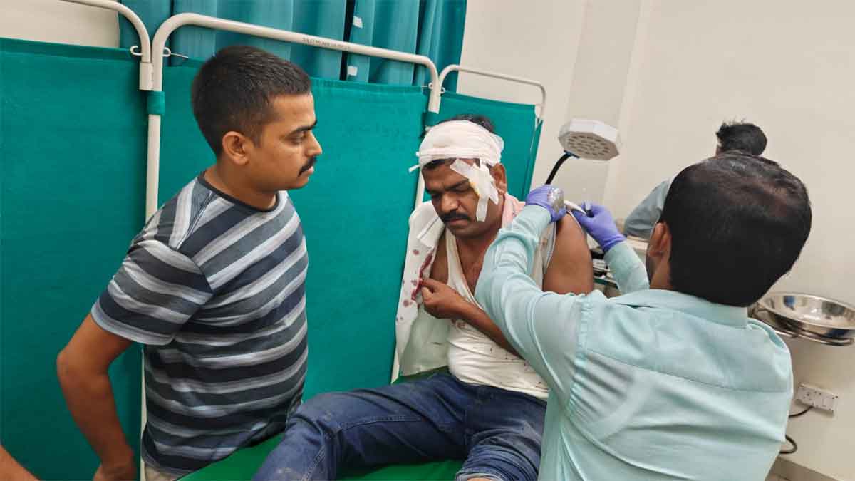 Chatra, SHO r  injured