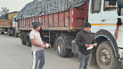 लातेहारः डीटीओ ने 14 वाहनों का काटा चालन, 143500 रुपए वसूला जुर्माना