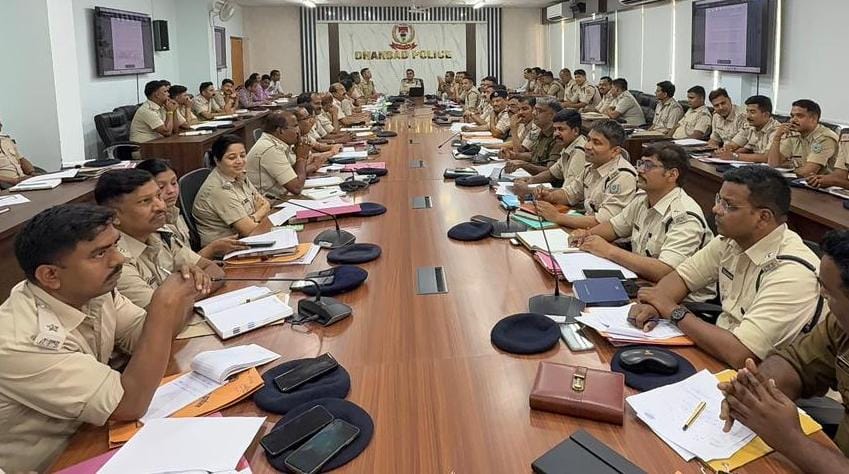धनबादः अपराध नियंत्रण में पुलिस को कामयाबी, फरवरी में अधिक कांडों का हुआ निष्पादन