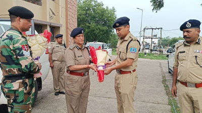 Saraikela News : DGP का सरायकेला दौरा, पुलिस अधिकारियों को सुरक्षा व्यवस्था और मजबूत करने का निर्देश