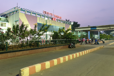 Jamshedpur News : टाटानगर रेलवे स्टेशन से 6 किलो गांजा के साथ एक गिरफ्तार