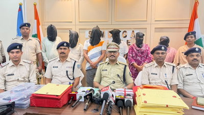 Simdega News : VSK फाउंडेशन में नौकरी दिलाने के नाम पर करोड़ों की ठगी, 6 गिरफ्तार