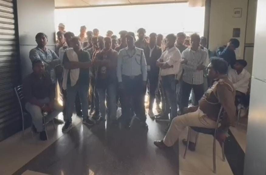 धनबादः सर्वर में गड़बड़ी से SSC MTS की तीनों पालियों की परीक्षा रद्द, अभ्यर्थियों में आक्रोश