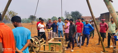 लातेहारः नॉर्थ धाधू कोल ब्लॉक में जमीन सर्वे का ग्रामीणों ने किया विरोध