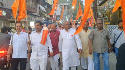 पलामूः हिंदू सम्मेलन 12 को, नगर भ्रमण कर लोगों को किया आमंत्रित