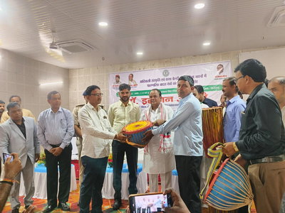 Jamtara News :  आदिवासी संस्कृति को सहेजने के लिए सरकार प्रतिबद्ध- डॉ इरफान अंसारी