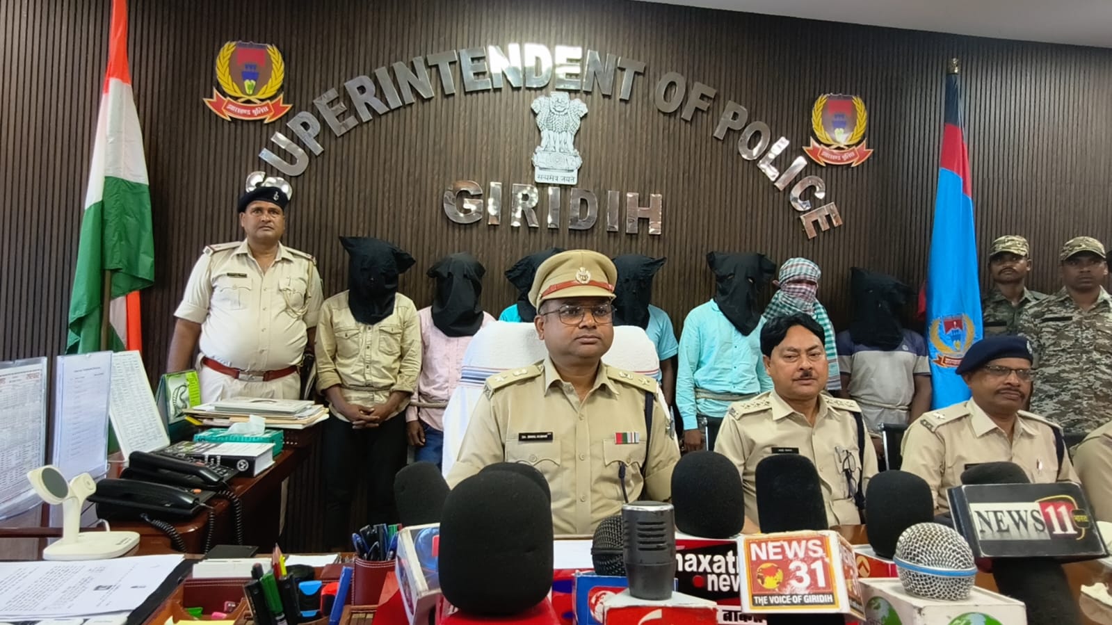 Giridih News : भूमि विवाद व जादू-टोना के संदेह में हुई थी दंपती की हत्या, 7 गिरफ्तार