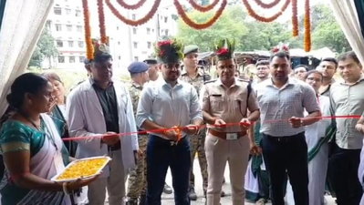 Dhanbad News : सदर अस्पताल में मॉड्यूलर आयुष्मान वार्ड व RBSK शिविर का शुभारंभ