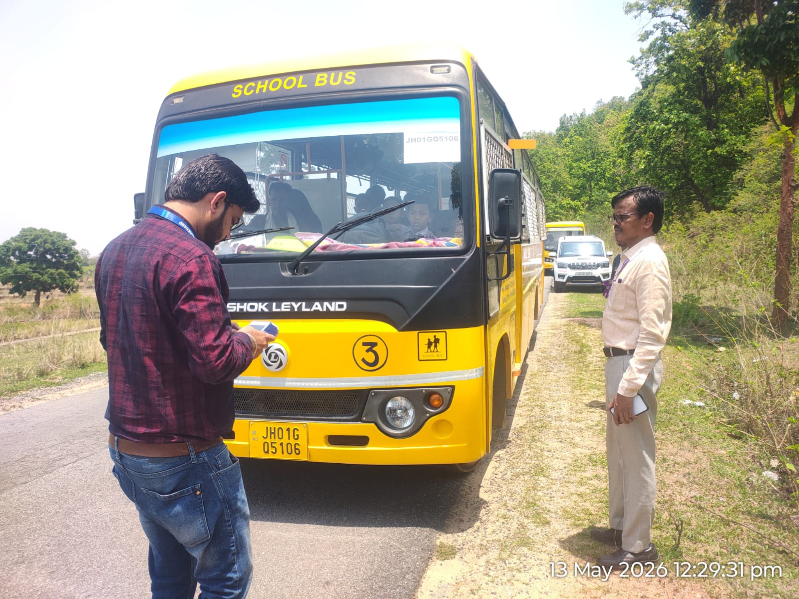 Simdega News : स्कूल बसों पर परिवहन विभाग की सख्ती, लगाया 55 हजार का जुर्माना