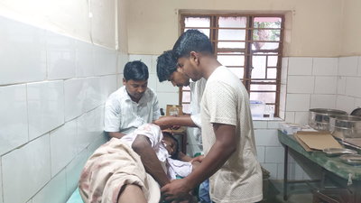 Jamtara News : दो बाइक की टक्कर में दो लोग घायल, एक धनबाद रेफर