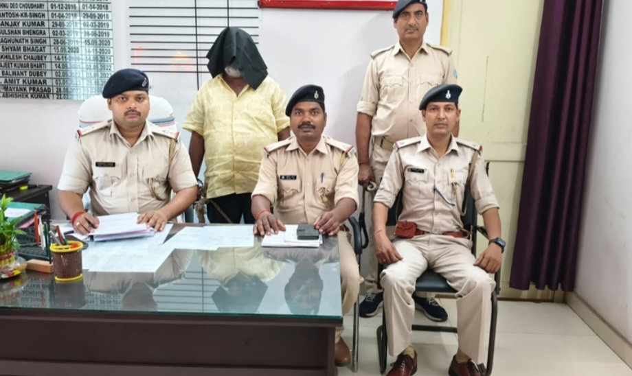 Ramgarh News : अपहरण व रंगदारी मामले का आरोपी गिरफ्तार