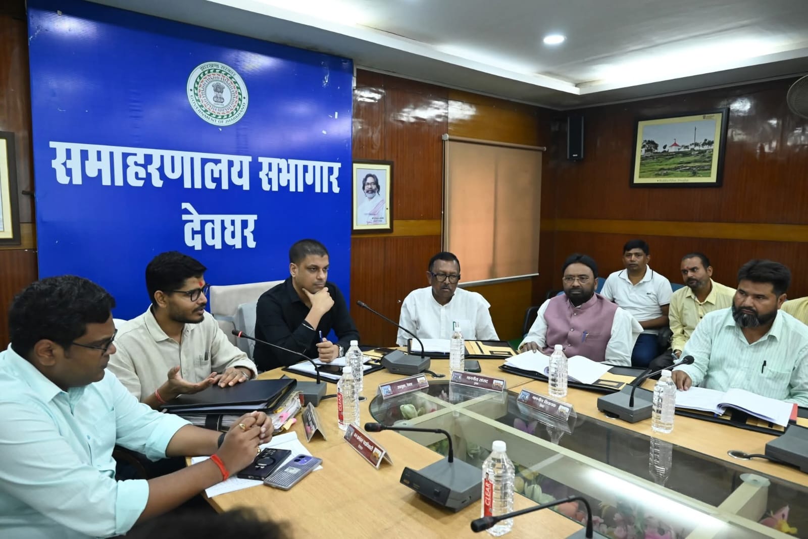 Deoghar News : नवजात शिशुओं के लिए बनेगी कंगारू मदर केयर यूनिट, डीएमएफटी की बैठक में स्वीकृति