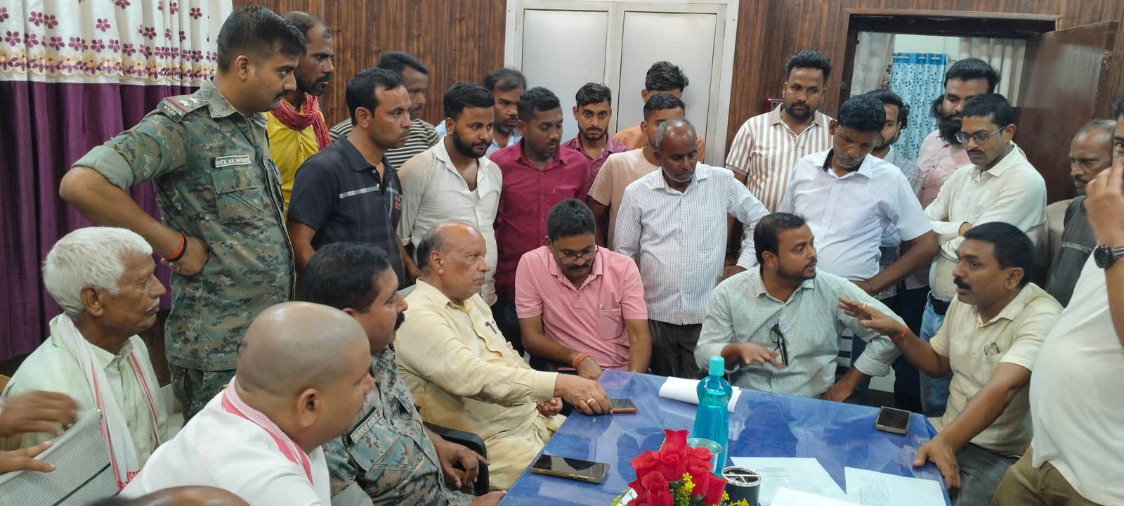 Giridih News : करंट से कर्मी की मौत, 12 लाख रु मुआवजा व आश्रित को नौकरी देने पर सहमति