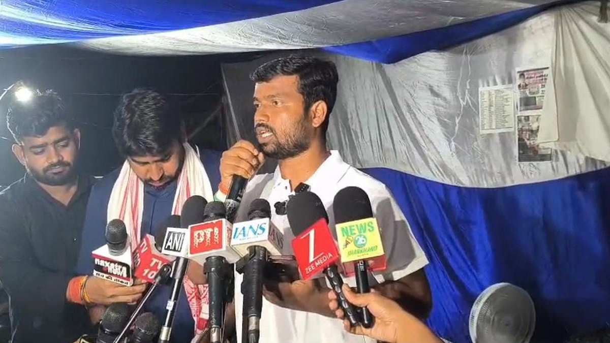 Ranchi News : छात्रों की सरकार से अपील- विधानसभा मार्च की FIR में किसी छात्र का नाम नहीं होना चाहिए
