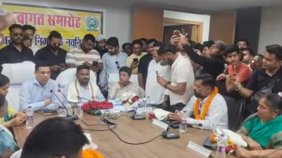 देवघरः मेयर रवि राउत के नेतृत्व में शहर का विकास करेगी निगम की टीम- नगर आयुक्त