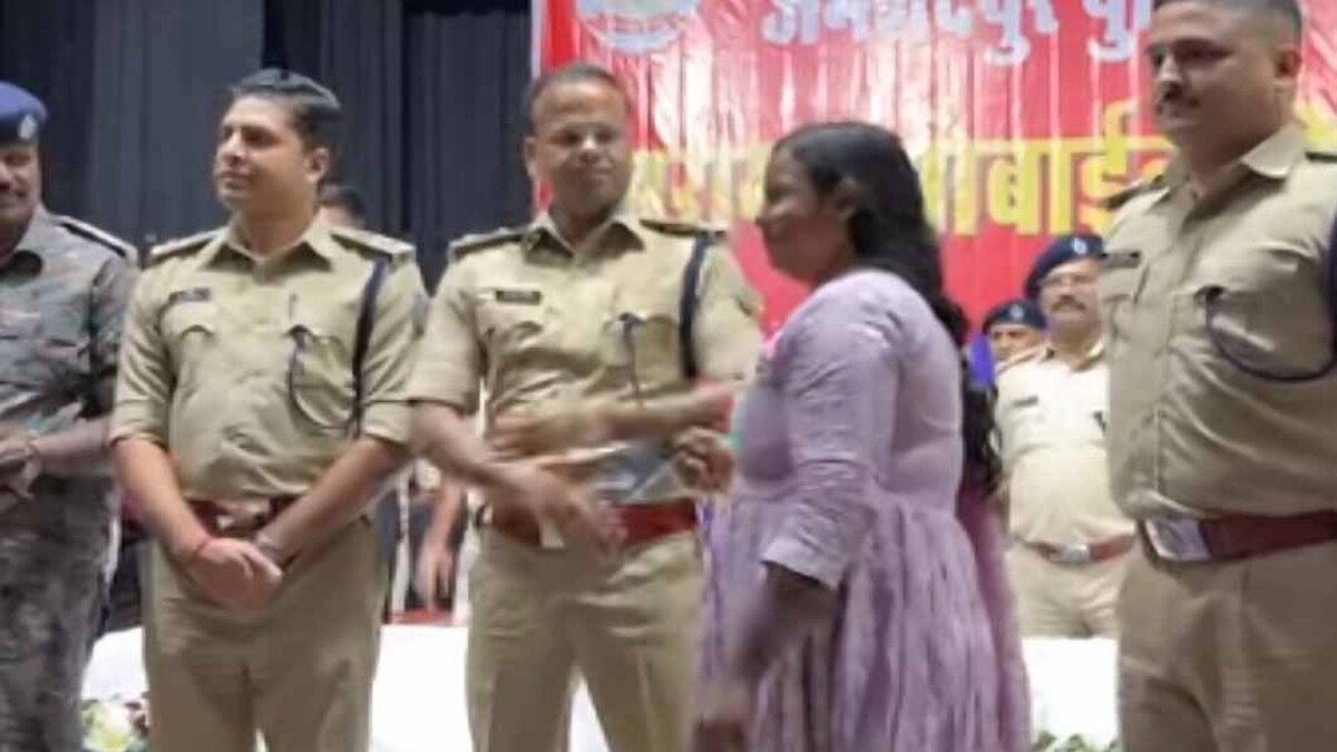 Jamshedpur News : ऑपरेशन मुस्कान को सफलता, पुलिस ने 271 लोगों को लौटाए चोरी हुए मोबाइल