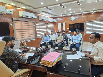 Jamtara News : राशन वितरण में पारदर्शिता पर डीसी सख्त, हर माह 10 पीडीएस दुकानों के निरीक्षण का निर्देश