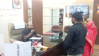 Ramgarh News : डीसी के जनता दरबार में पहुंचे 40 फरियादी, मिला आश्वासन
