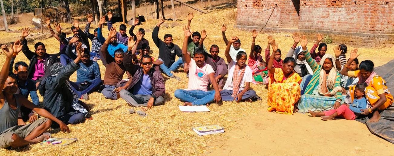 लातेहारः चितरपुर कोल ब्लॉक के लिए ड्रोन सर्वे का ग्रामीणों ने किया विरोध