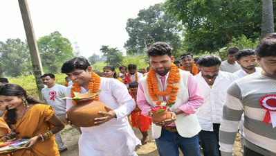 Palamu News : महासप्तमी पर संदीप सरकार ने विभिन्न पूजा पंडालों का किया भ्रमण
