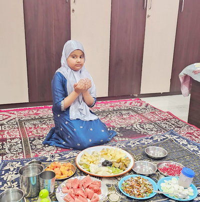 रामगढ़ः 7 साल की रुमैसा रख रही रमजान का रोजा