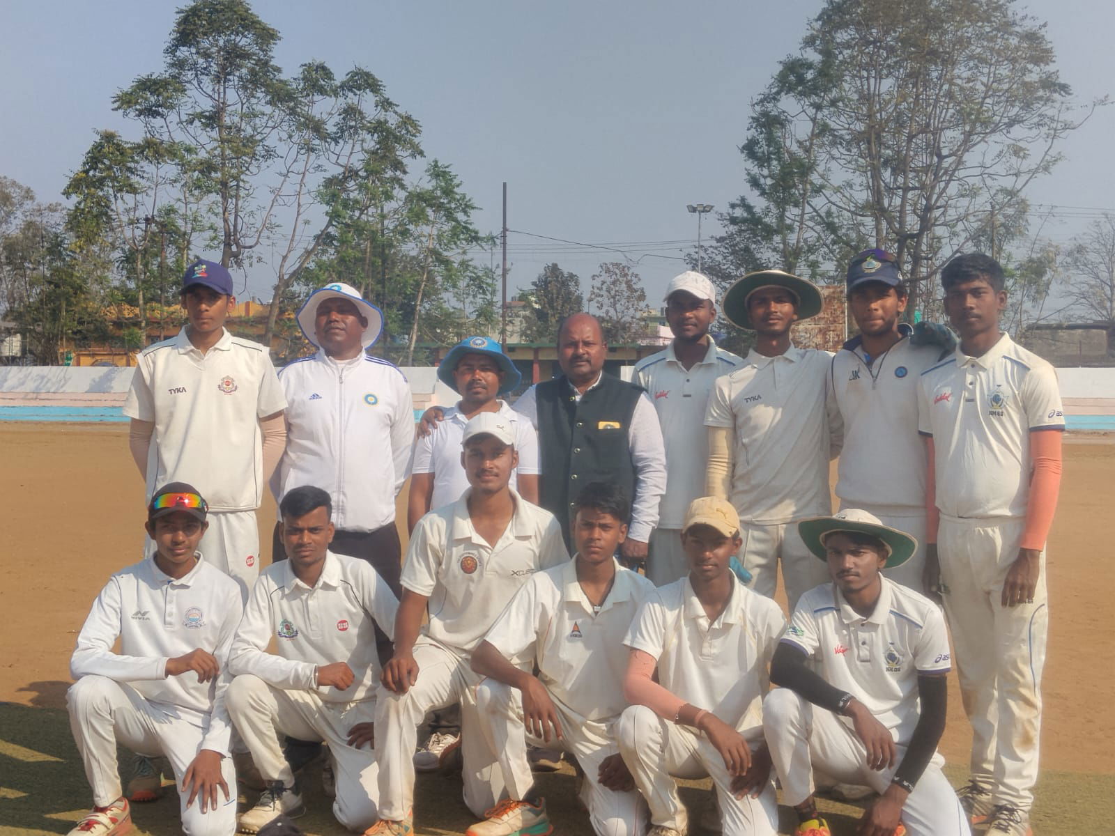 रामगढ़ः बी डिवीजन लीग के 18वें मुकाबले में यंग क्रिकेट क्लब विजयी