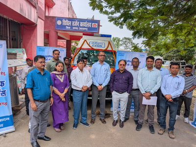 रामगढ़ः PVUNL ने स्वास्थ्य विभाग को सौंपी लाइप सपोर्ट एंबुलेंस