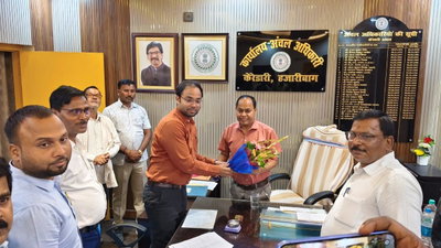 Hazaribagh News : जिले में राज्य प्रशासनिक सेवा के 6 अधिकारियों का पदस्थापन