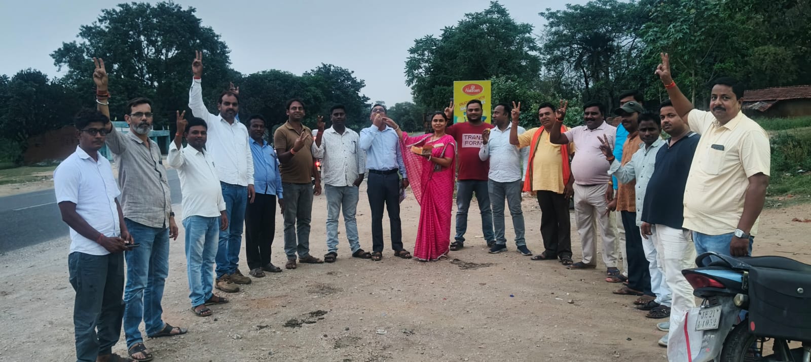 Jamtara News : राज्यसभा चुनाव में नाथवानी की जीत पर भाजपाइयों ने मनाया जश्न