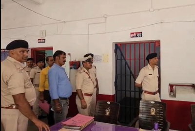 Dhanbad News : एसडीपीओ ने बाघमारा थाना का किया निरीक्षण, दिए निर्देश