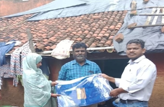 Jamshedpur News : हल्दीपोखर में बारिश से 3 घर जमींदोज, 12 क्षतिग्रस्त,  CO ने लिया जायजा