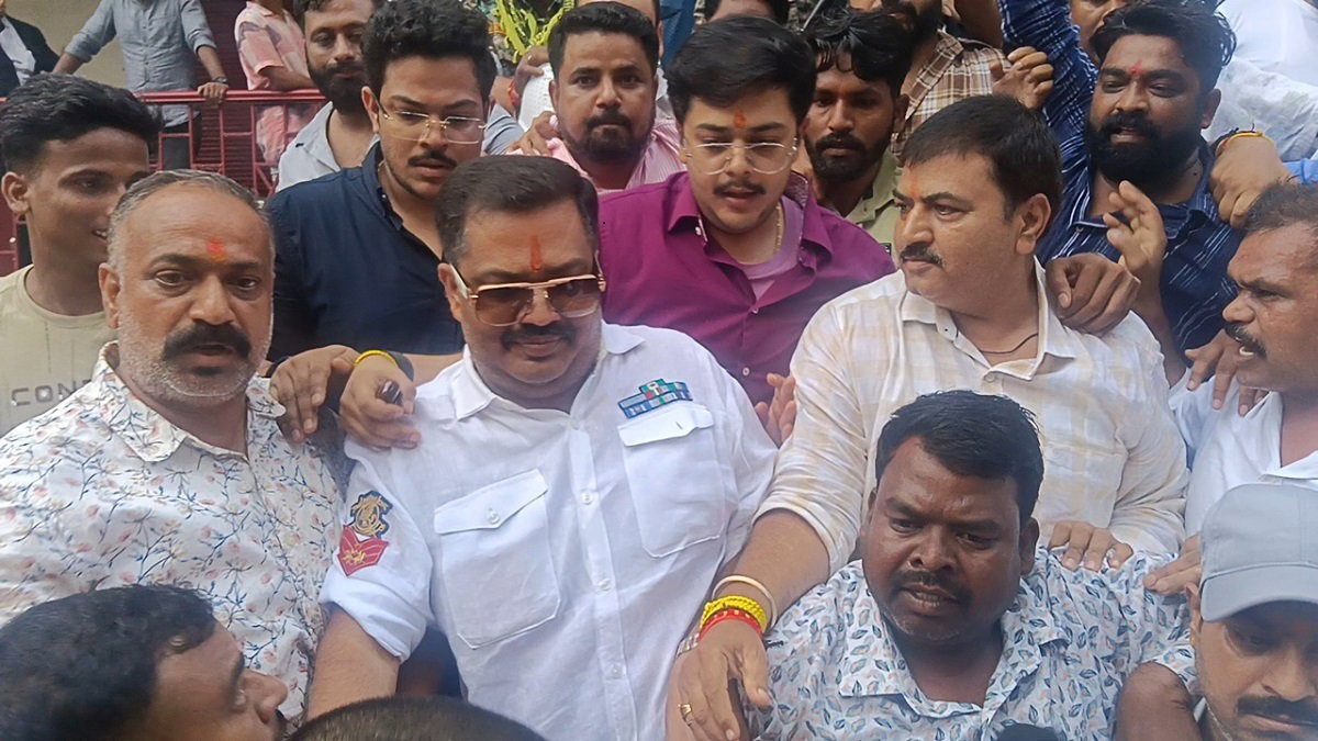 Dhanbad News : 9 साल पुराने रंजय सिंह हत्याकांड में आरोपी हर्ष सिंह व मामा साक्ष्य के अभाव में बरी