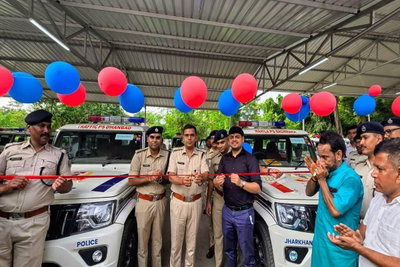 Dhanbad News : धनबाद पुलिस की रफ्तार होगी और तेज, मिलीं 40 नई बोलेरो