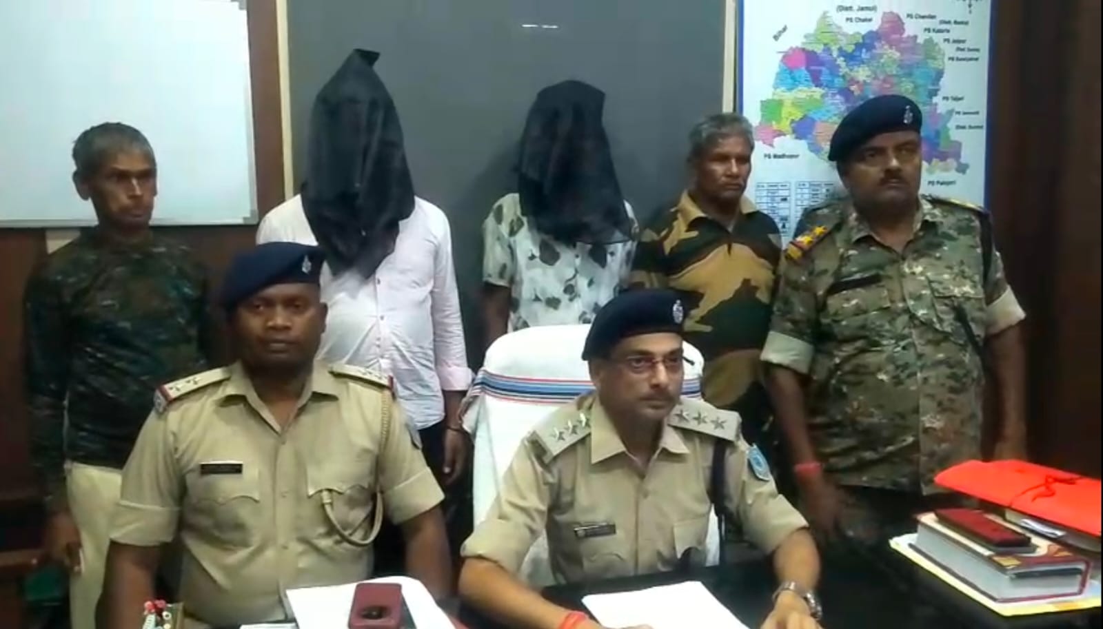 Deoghar News : 8.43 ग्राम ब्राउन शुगर के साथ दो तस्कर गिरफ्तार
