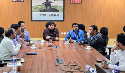 धनबाद नगर निकाय चुनावः मतदान पदाधिकारियों का अंतिम रेंडमाइजेशन पूरा