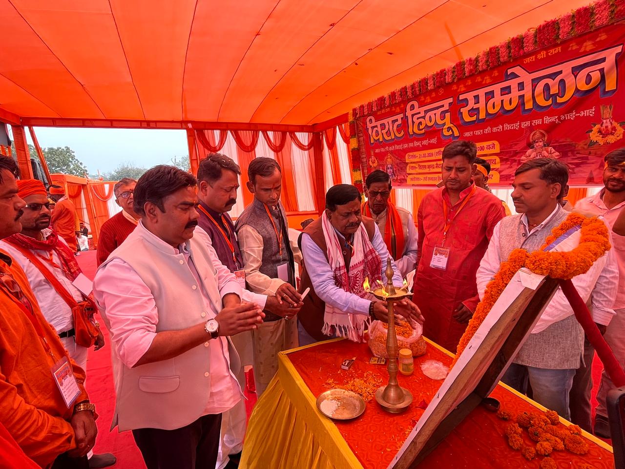 लातेहारः हिंदुओं को जनसंख्याक दर बढ़ाने की जरूरत- मिलिंद परांडे